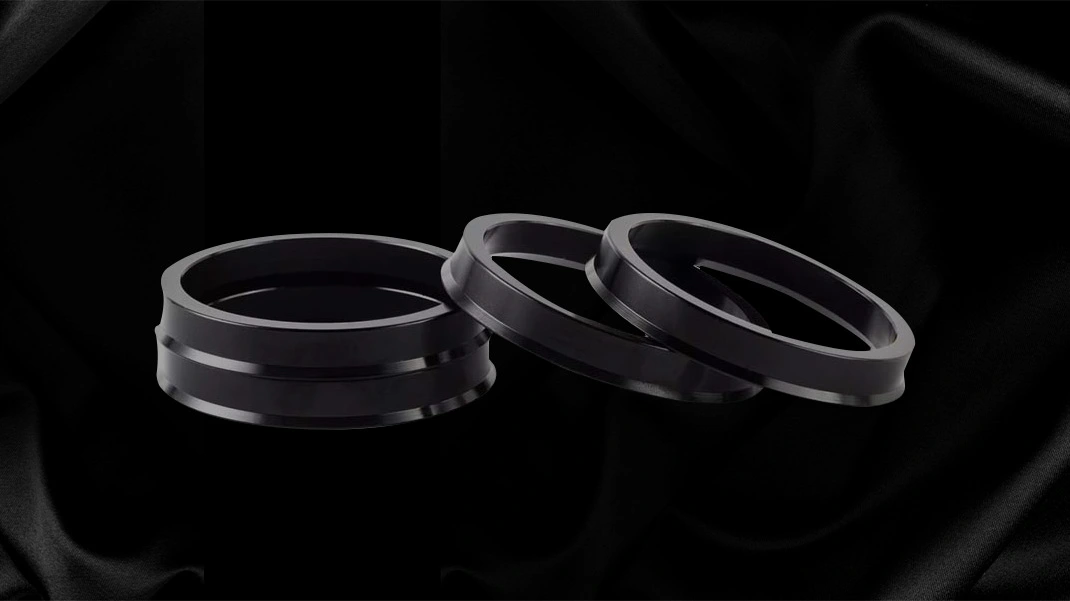 Hub center ring